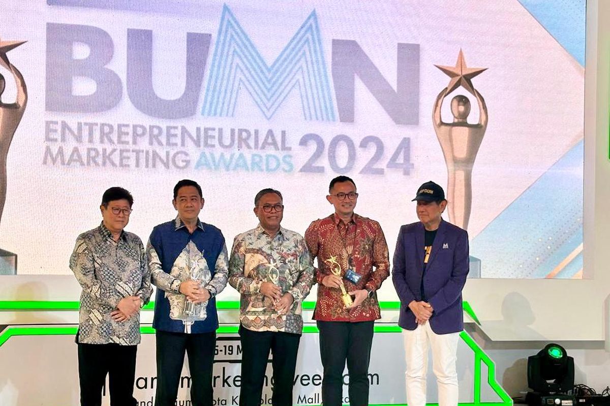PT Krakatau Steel meraih beberapa penghargaan dalam ajang BUMN Entrepreneurial Marketing Awards 2024.