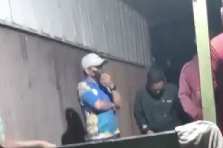 Warga Gerebek Rumah Diduga Sarang Narkoba di Kayong Utara, Polisi Selidiki Temuan Barang Bukti