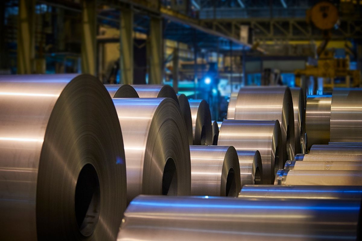 Ilustrasi pabrik Krakatau Steel. Indonesia gugat Uni Eropa ke WTO terkait kebijakan anti-dumping baja.