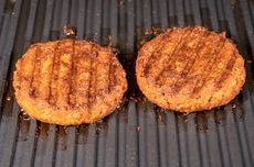 2 Penyebab Patty Burger Kering dan Tidak Juicy, Kurang Nikmat Dimakan
