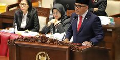 RUU ASN Disahkan, Tenaga Honorer Dipastikan Tak Kena PHK Massal