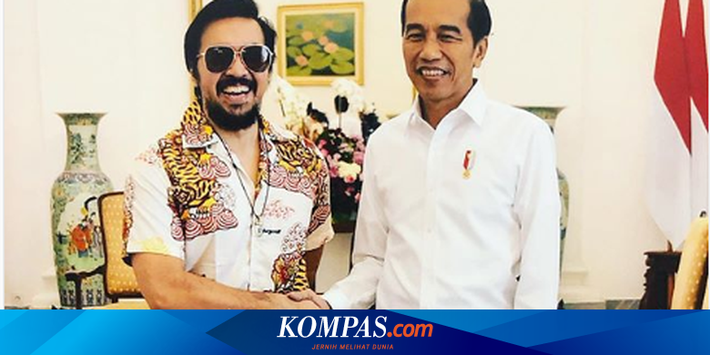David Naif Jokowi Cengar Cengir Lihat Gambar Berpelukan 