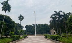 Sejarah Tugu Petir di Menteng