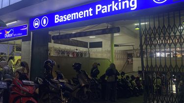 Jukir Liar di Blok M Bikin Pengunjung Terpaksa Bayar Tambahan meski Ada Parkir Resmi