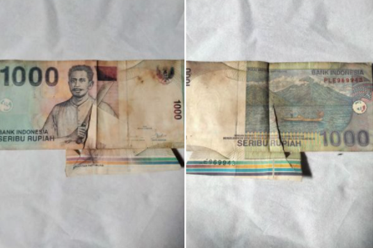Tangkapan layar yang menampilkan foto uang rupiah salah cetak berupa potongannya tidak sesuai.