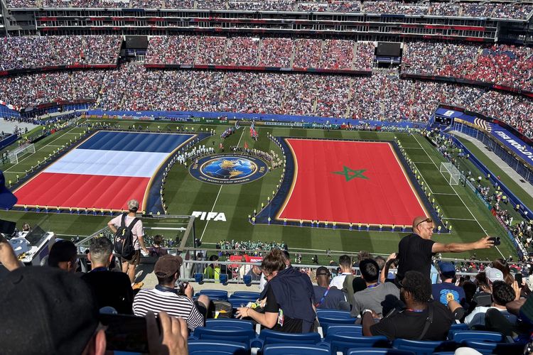 Stadion Boston Arena Mandi Matahari dan Penalti Mbappe yang Lama Sekali