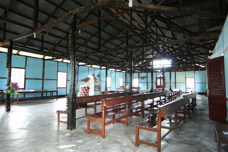 Gereja Asei di Pulau Asei Besar, Sentani Timur, Kabupaten Jayapura, Papua.