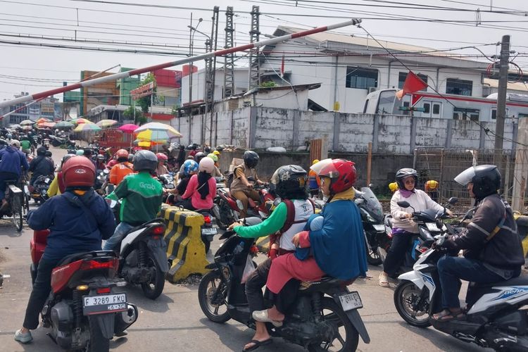 Pelintasan Sebidang Jalan MA Salmun Bogor Ditutup, Ini 3 Jalur Alternatifnya