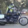 Sosok Royal Enfield Super Meteor 650 Terlihat Jelas