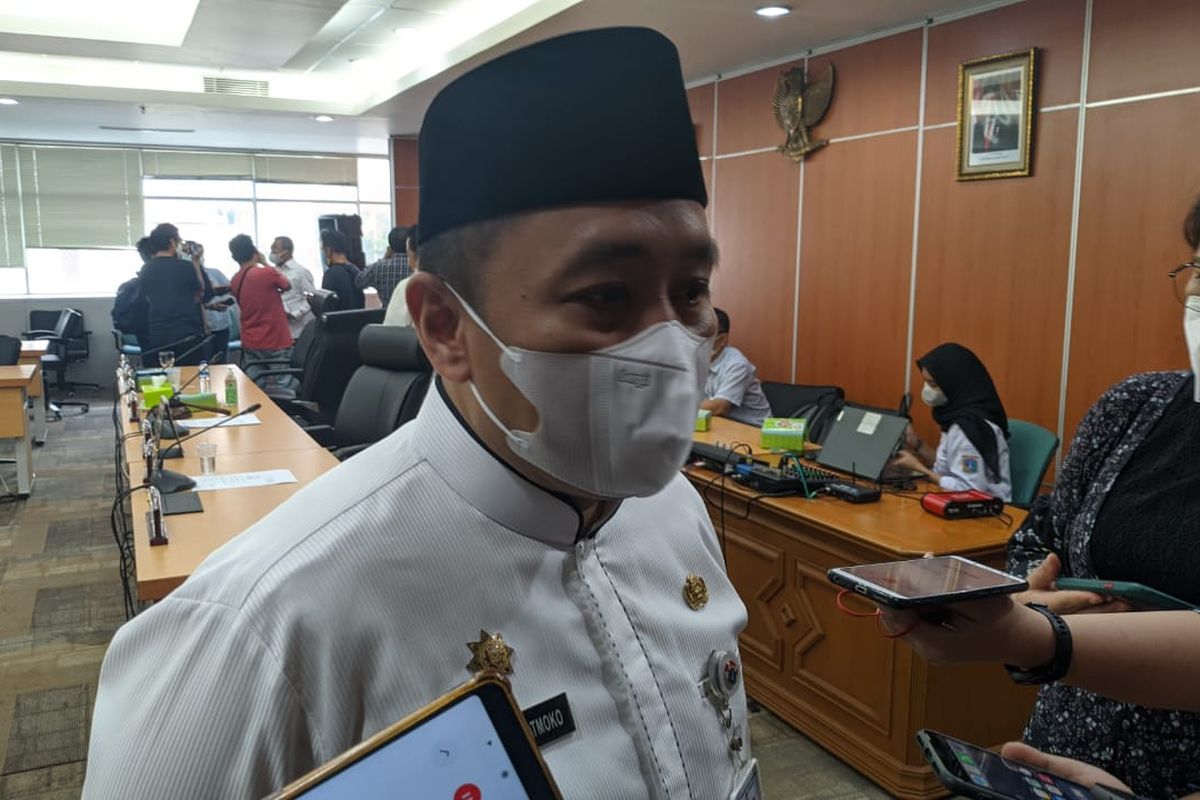 Asisten Pemerintahan DKI Jakarta Sigit Wijatmoko saat ditemui di Gedung DPRD DKI Jakarta, Senin (24/5/2021)