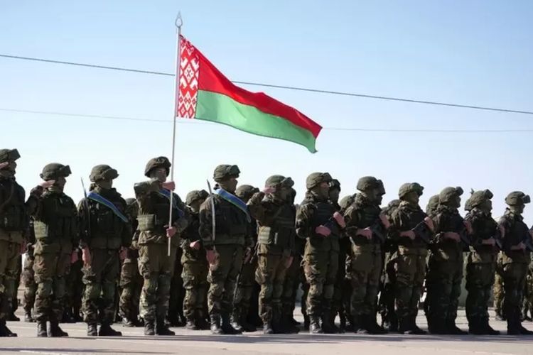 Foto tak bertanggal yang menunjukkan tentara Belarus.