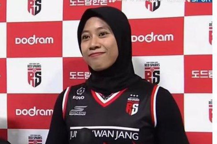 Megawati Hangestri saat sesi wawancara setelah Red Sparks mengalahkan IBK Altos pada pertandingan Liga Voli Korea Selatan, Selasa (17/10/2023). Red Sparks menang dengan skor 3-0. Terkini, Megawati Hangestri bergabung bersama Jakarta BIN pada Proliga 2024.