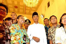 Jokowi Dinilai Tak Harus Akomodasi Golkar dan PAN Masuk Kabinet