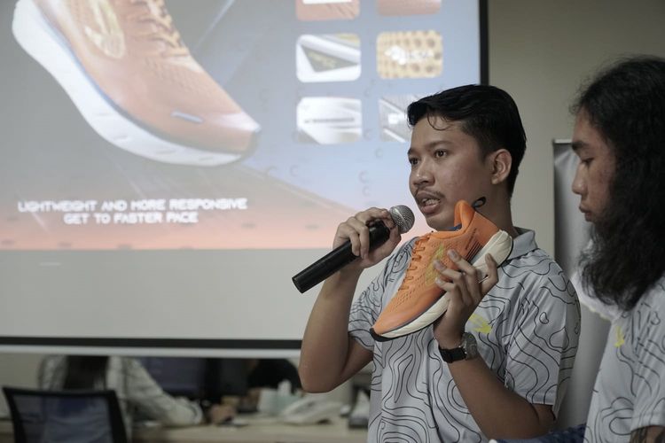 Produsen sepatu dan perlengkapan olahraga asal Indonesia, 910 Nineten, mengusung kampanye Beyond The Limit untuk produksi terkini 2022.
