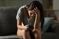 Tak Disadari, Kenali Dampak Negatif Media Sosial bagi Kesehatan Mental