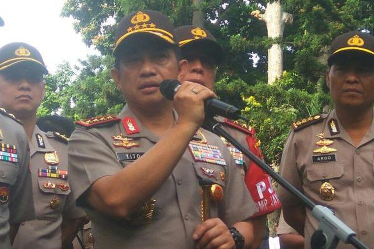 Kapolri Jenderal Tito Karnavian usai memberi penghargaan bagi 87 anggota kepolisian yang berhasil mengungkap perampokan Pulomas di Mapolda Metro Jaya, Rabu (18/1/2017).