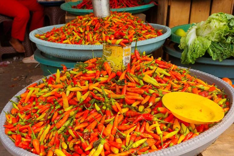 Pemerintah Siapkan Logistik Pangan Jelang Nataru, Harga Cabai Jadi Perhatian