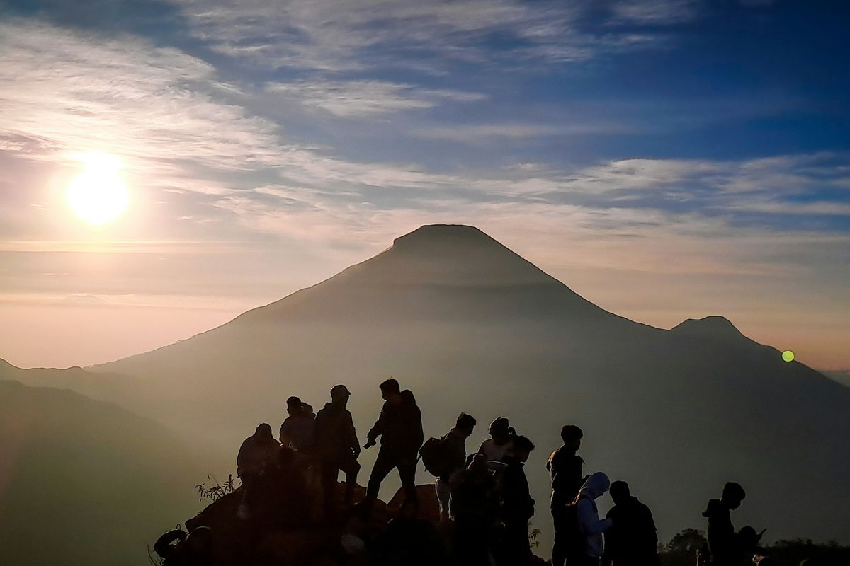 Ilustrasi pendaki tersesat.