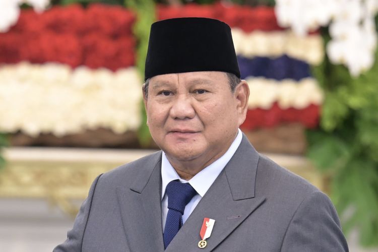 Prabowo Minta Pembangunan PLTS 100 GWp Dipercepat, Bisa Efisiensi Listrik  Rp 73,9 T