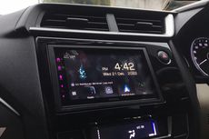 Mau Ganti Head Unit Mobil, Pahami Dulu Risikonya