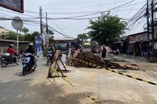 Aksi Aan Mancing Ikan Lele Berbuah Manis, Jalan Raya Kodau Jatiasih Diperbaiki Usai Rusak Berbulan-bulan