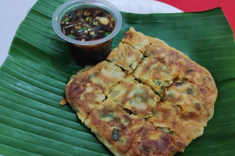 Martabak kubang.