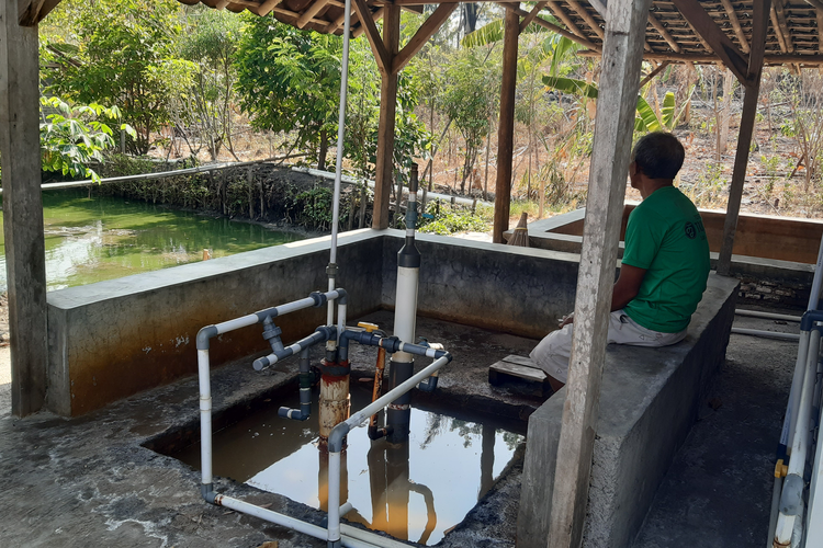 Kondisi gas rawa atau Biogenic Shallow Gas (BSG) yang dikeluarkan dari sumur api di Dusun Ngrawan, Desa Krendowahono, Kecamatan Gondangrejo, Karanganyar, Jawa Tengah, Rabu (11/10/2023).