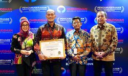 Pemprov Riau Raih Peringkat 5 dalam Penghargaan Predikat Kepatuhan Penyelenggaraan Pelayanan Publik 2024