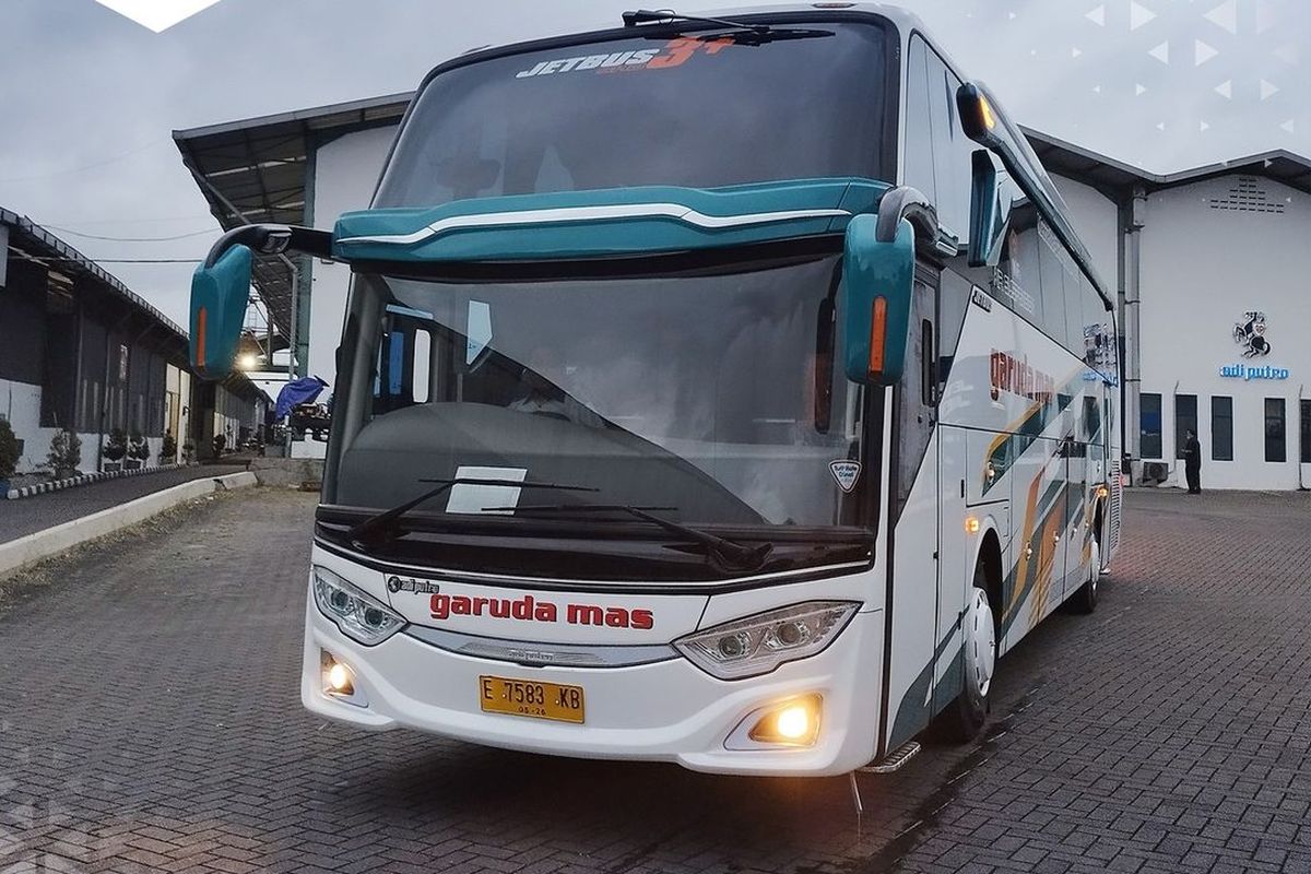 Bus baru PO Garuda Mas