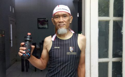 Indonesian University Lecturer Rises to Top Strava Leaderboard after Cycling 300KM a Day