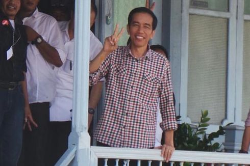 Jokowi Sebar 30.000 Kaus di Palembang