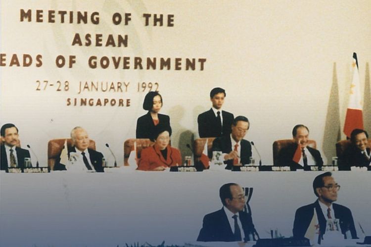 Penandatanganan AFTA dalam ASEAN Summit ke-4 di Singapura, 28 Januari 1992