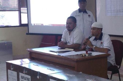 Saksi Prabowo-Hatta Tolak Tanda Tangan Hasil Rekapitulasi Suara di Menteng