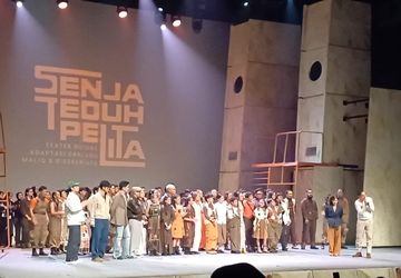 MALIQ & D’Essentials Terharu Nonton Teater Musikal Senja Teduh Pelita