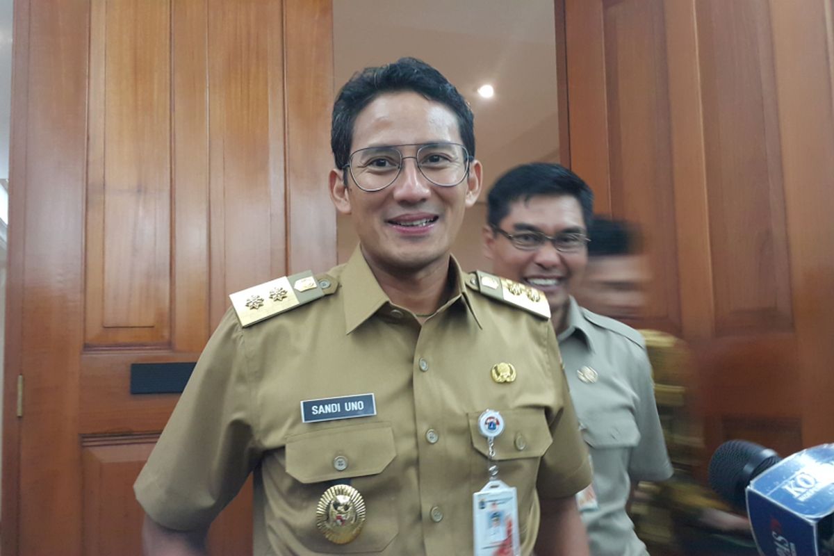 Wakil Gubernur DKI Jakarta Sandiaga Uno di Balai Kota DKI Jakarta, Jalan Medan Merdeka Selatan, Senin (23/10/2017) malam.