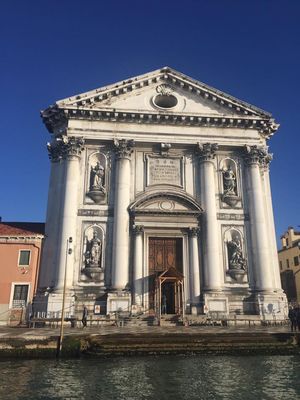 Salah satu gereja kece di Venice.