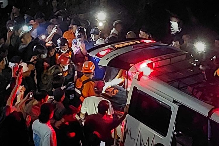 Korban Terseret Arus di Air Terjun Tibu Ijo Lombok Ditemukan Meninggal Dunia