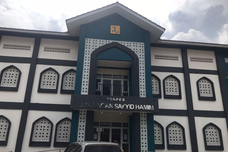 Rusun Pondok Pesantren (Ponpes) Junjungan Sayyid Hamim yang berada di Kabupaten Ogan Komering Ulu (OKU) Timur di Sumatera Selatan.