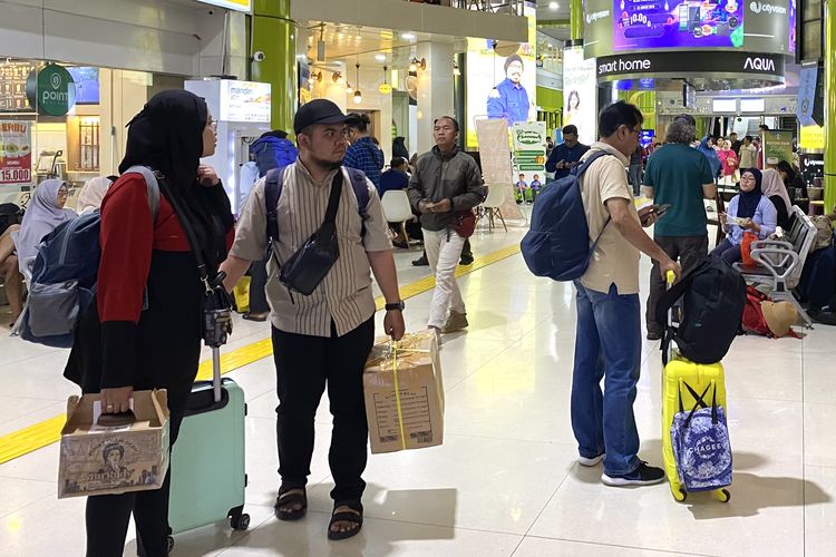 52.926 Pemudik Kembali ke Jabodetabek, Terbanyak via Stasiun Pasar Senen