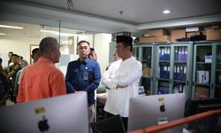 Sepulang dari Yordania, Mentan Amran Sidak Kantor Bulog dan PIHC