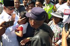 Di Makam Bung Karno, Prabowo Disambut Relawan Berkaus #2019GantiPresiden