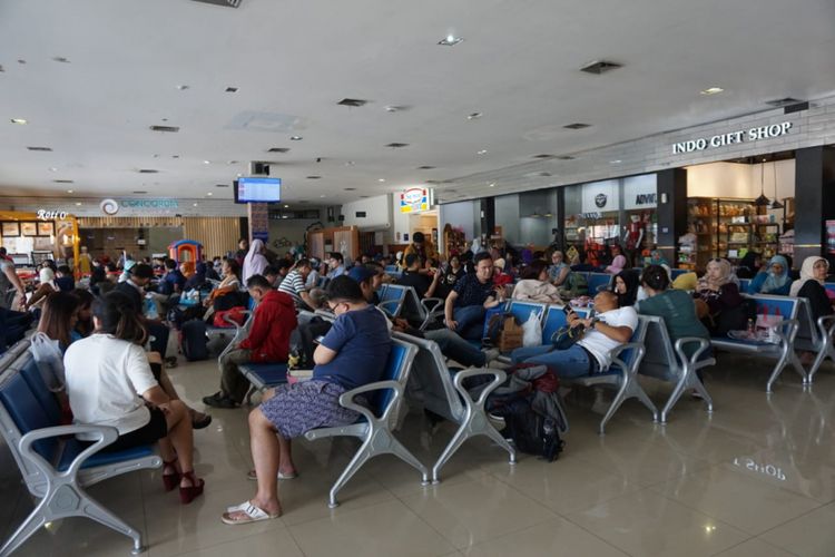 Ruang tunggu di Bandara Adisutjipto, beberapa waktu lalu.