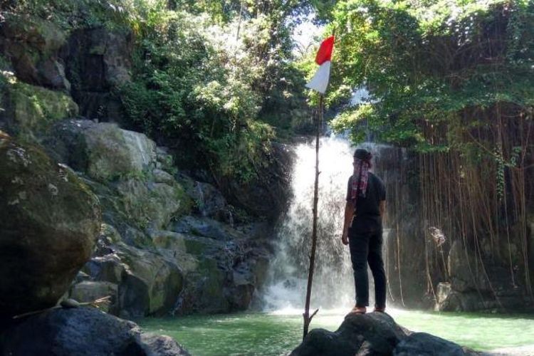 Air Terjun Jami di Desa Wisata Bonto Manurung, Kabupaten Maros, Sulawesi Selatan.