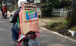Gandeng Ojek Online dan PT Pos Indonesia, Pemprov Jabar Genjot Penyaluran Bansos 