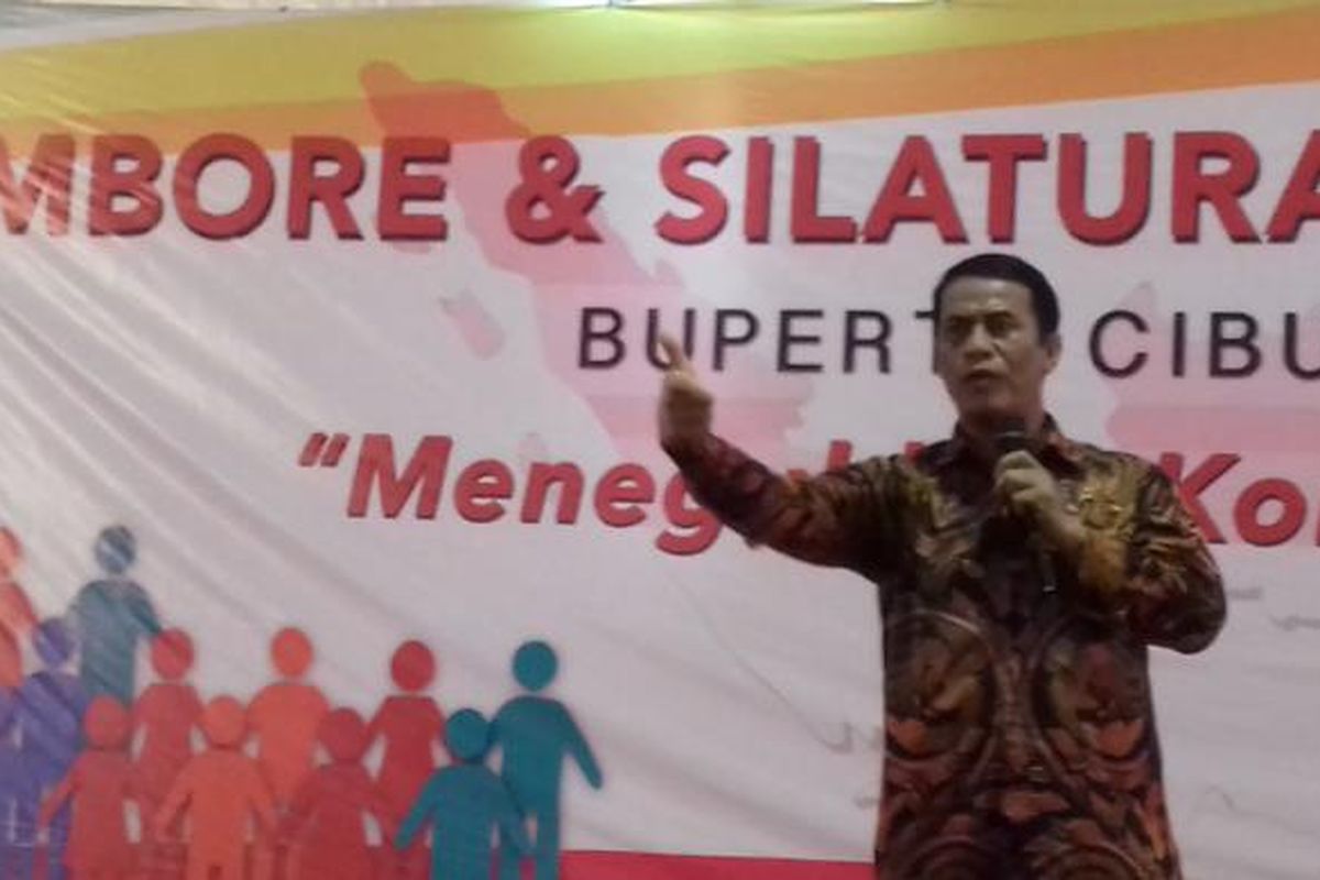 Menteri Pertanian Amran Sulaiman saat membuka Jambore dan Silaturahmi Mahasiswa Indonesia di Bumi Perkemahan Cibubur, Jakarta, Sabtu (4/1/2017).