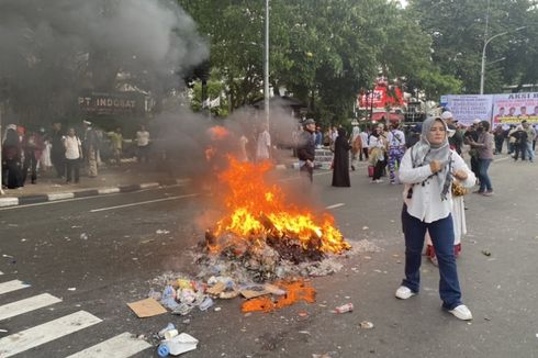 Unjuk Rasa di Patung Kuda Diwarnai Lempar Batu, TKN Minta Pendukung Patuhi Imbauan Prabowo