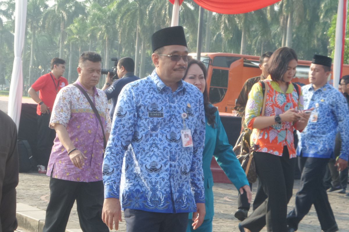 Pelaksana Tugas (Plt) Gubernur DKI Jakarta Djarot Saiful Hidayat saat upacara Hari Kebangkitan Nasional, di silang Monas, Jakarta Pusat, Sabtu (20/5/2017)