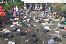 Usai Shalat Id, Sampah Berserakan di Halaman Masjid Istiqlal