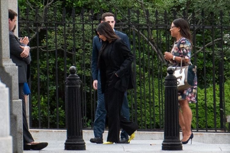 Kim Kardashian memasuki White House pada 30 Mei 2018 di Washington, DC. / AFP PHOTO / Mandel Ngan