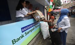 Chandra Asri Gelar Program untuk Dorong Pemanfaatan Bank Sampah
